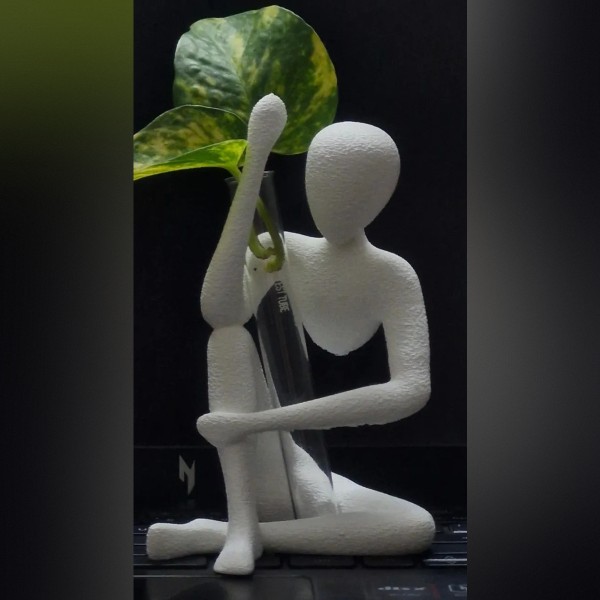 No Body Decorative Flower Holder Sculpture